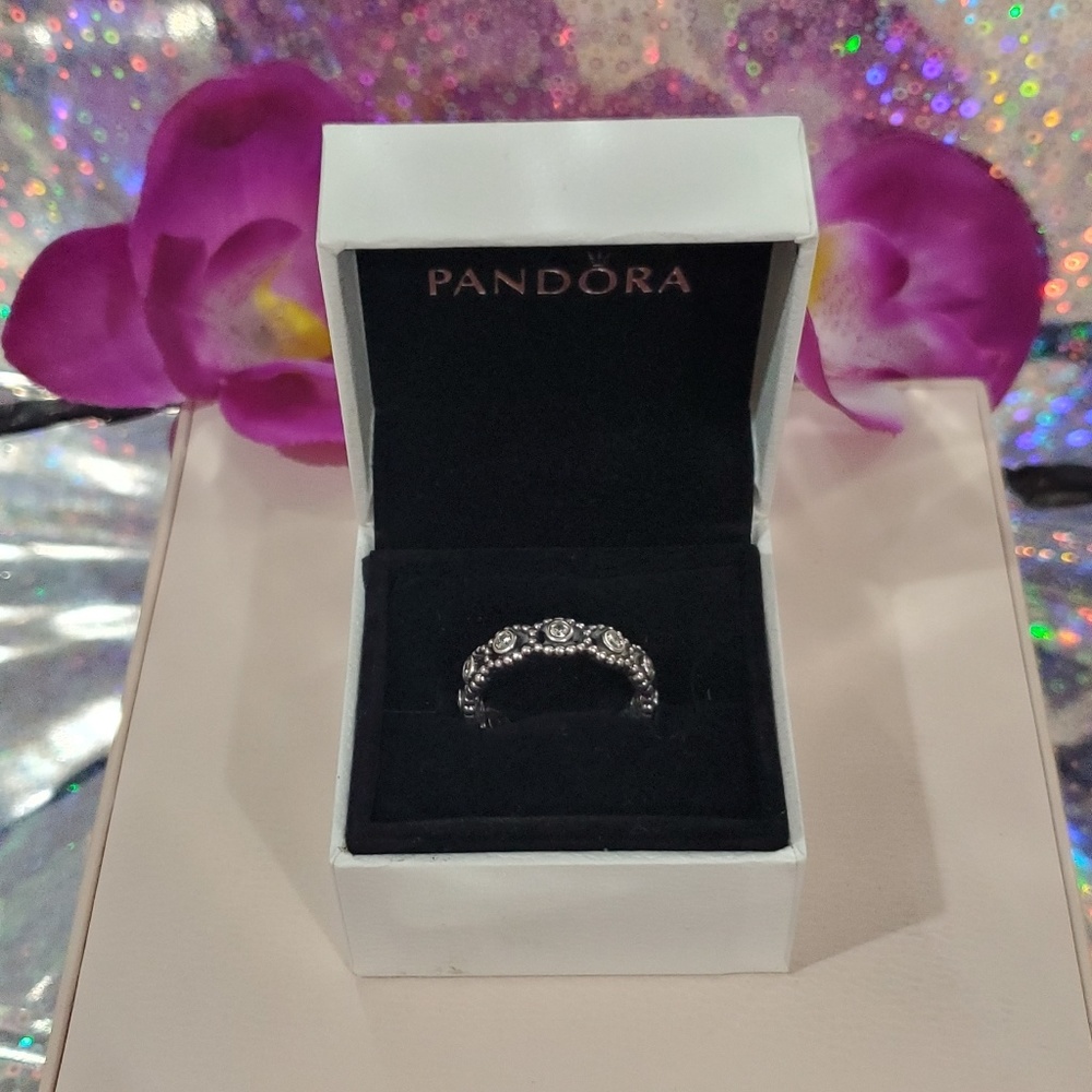🚫 SOLD 🚫 Pandora Silver Her Majectic Ring 💋